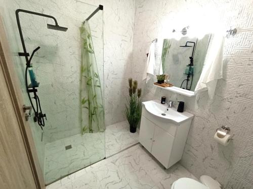 Gallery image of Summer Haven - self check-in, sunset terrace, fast Wi-Fi, near Prima Shops in Oradea