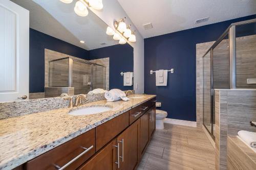 EPIC Disney 10Min Retreat, 8BR Resort Villa and Arcade photo 32