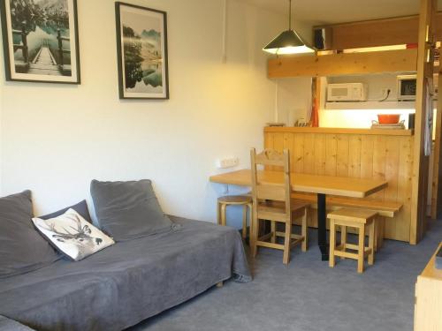 Appartement cosy au centre avec balcon et Wifi gratuit - FR-1-346-435