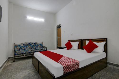Säng eller sängar i ett rum på Flagship Hotel Relax Vila