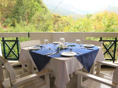 Naturlandskabet i nærheden af hotellet