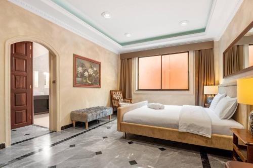 Ένα ή περισσότερα κρεβάτια σε δωμάτιο στο Luxury villa with private pool, jomtien beach