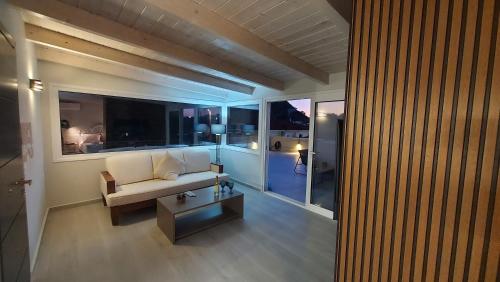 GIORGIO LUXURY LOFT WITH AMAZING VIEW Of NAFPLIO