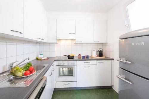 Kuchyň nebo kuchyňský kout v ubytování Casa Carolina House