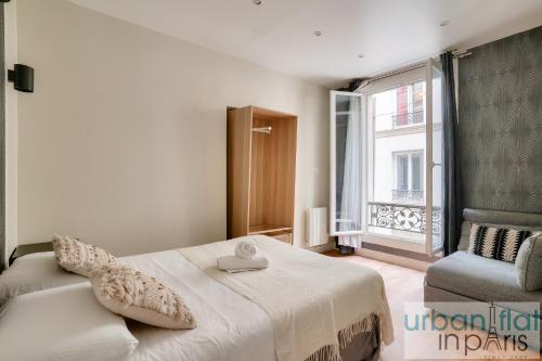 23 - Charming 3BDR Parisian Apartment in Montorgueil