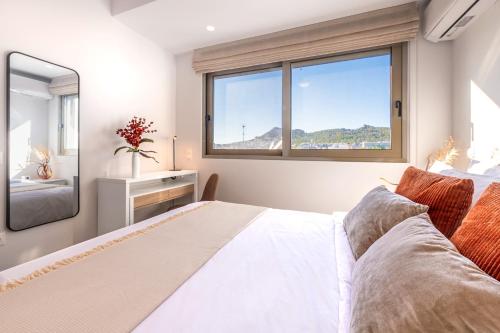 Phaedrus Living: Luxury Penthouse Potamianou