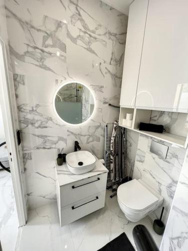 Marseille, Vieux-Port , Noailles, Grand Studio