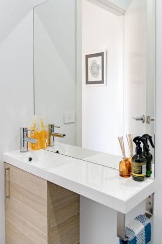 Fotografie z fotogalerie ubytování Retreat to the Coast - Sleeps 6 v destinaci Ocean Grove