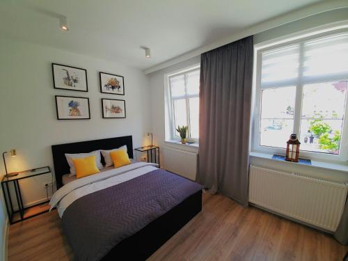 Apartament Przy Starówce - Zoni - 2 Osobne Sypialnie, 2 Separate Bedrooms in Old Town - Main Square, Amazing View, Top Location!