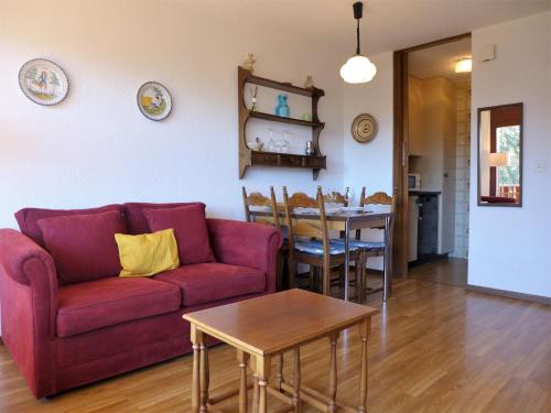 Apartment Les Faverges 5 by Interhome