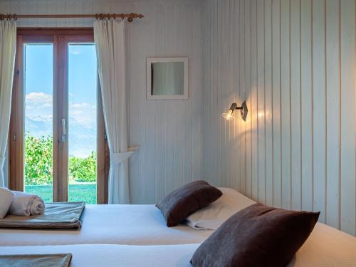 Chalet Lao-Lao by Interhome