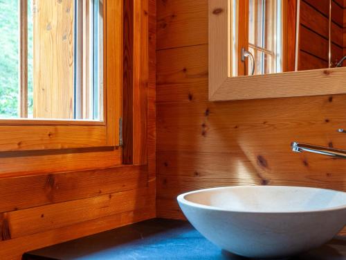 Φωτογραφία από το άλμπουμ του Chalet Mimique by Interhome σε Nendaz