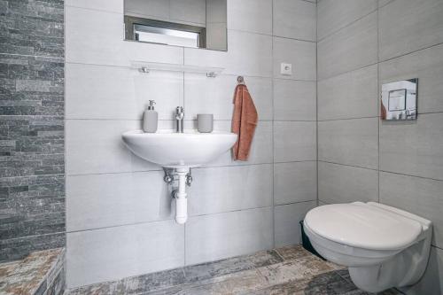 Ένα μπάνιο στο Apartments by Pyramid: Christoph