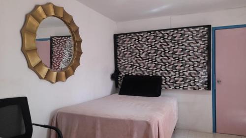 Kama o mga kama sa kuwarto sa Montego Bay Vacation Apartment - The Best Rate