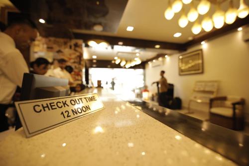 Clientes alojados en Hotel KRC Palace