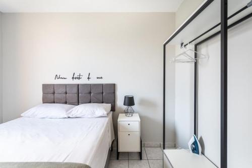 Katil atau katil-katil dalam bilik di Apartamento Em Santo André 3 Quartos e Garagem | Camilópolis
