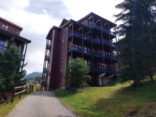 Studio duplex cosy pour 3 à Arc 1800, proche des pistes et commerces - FR-1-411-100