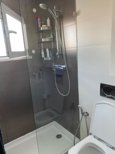 Ένα μπάνιο στο Zion guest house