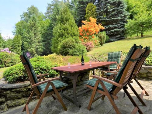 Vonkajšia záhrada v ubytovaní Holiday Home Jahor by Interhome