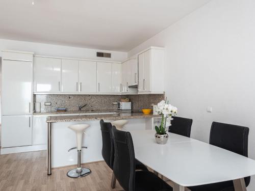 Apartment Puerto Banus First Line by Interhome