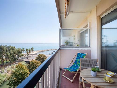 Balkoni atau teres di Apartment Le Cagnes Beach-3 by Interhome
