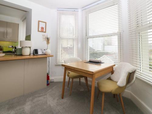 Y Castell Apartment 2 – Photos 5