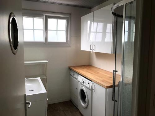 Φωτογραφία από το άλμπουμ του Grande maison à Chaucre à 500 m de la plage σε Chaucre