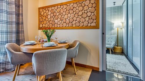 Kúpeľňa v ubytovaní Apartament na Szlaku - 5D Apartamenty