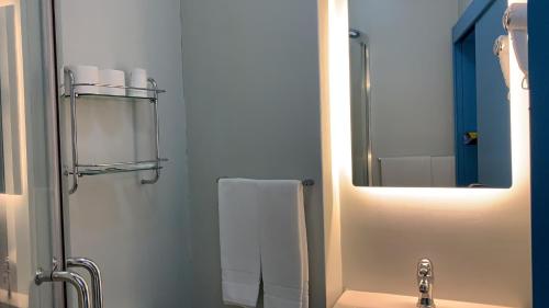 Koupelna v ubytování WEAA Hotel