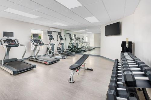 Pusat kecergasan dan/atau kemudahan kecergasan di Residence Inn West Palm Beach