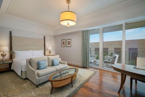Waldorf Astoria Dubai Palm Jumeirah Image