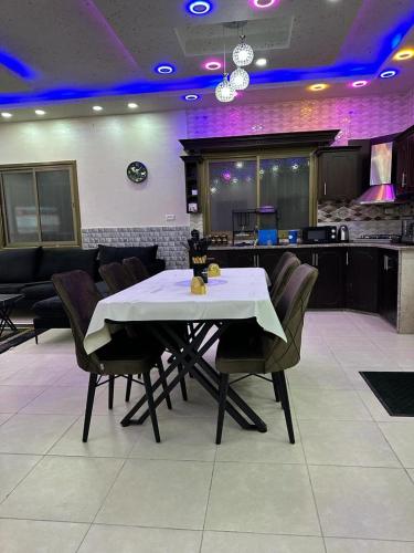 Gallery image of بيت الضيافة الملكية in Ţūlkarm