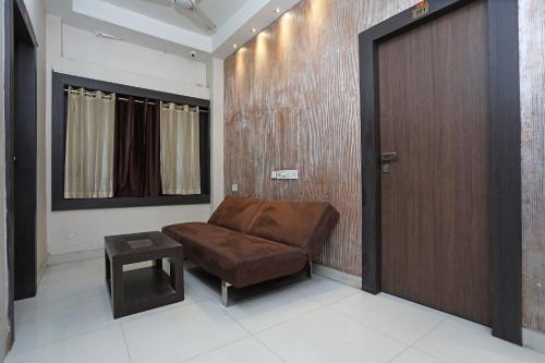 Ruang duduk di Hotel O South Fern