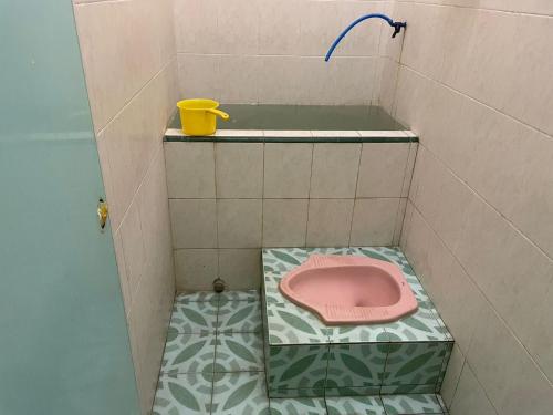 ห้องน้ำของ OYO 93083 Nova Jaya 3 Homestay Syariah