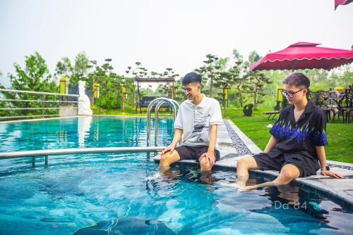 Hồ bơi trong/gần Villa Tam Dao Golf & Resort Luxury