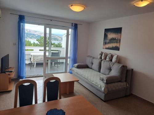 Apartment Zarok 2