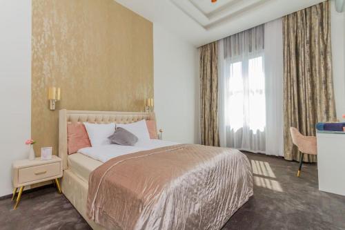 Krevet ili kreveti u jedinici u objektu The Opulent Oasis by NeWave Apartments