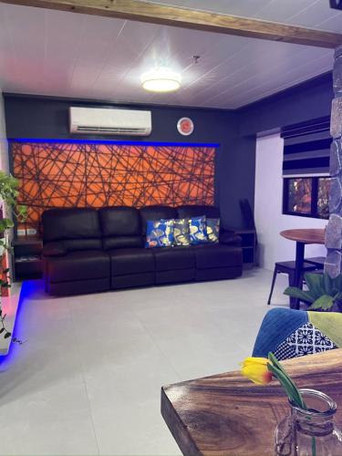Posezení v ubytování CLOCKWORKORANGE Luxury Suites