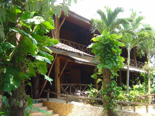 Κήπος έξω από το Banpu Koh Chang Resort