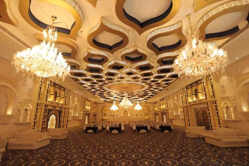Restaurace v ubytování Radisson Blu Udaipur Palace Resort & Spa