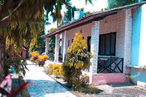 Gallery image of Safari Wildlife Lodge & Camp in Chitwan