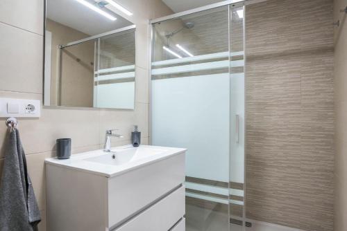 Ένα μπάνιο στο Apartamento Poniente