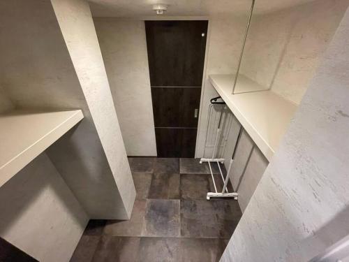 WOLF PACK APARTMENT 33