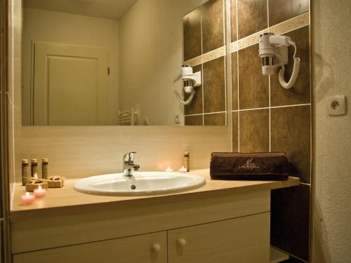 Ένα μπάνιο στο Well-kept apartment with thermal baths