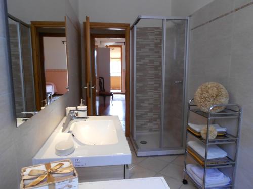 Bilik mandi di La Collina D'Oro