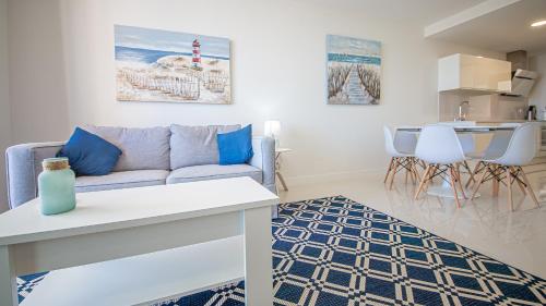 Paloma Beach 51A