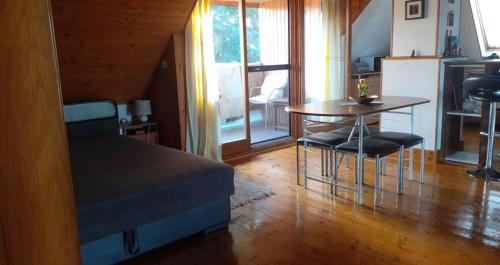 Χώρος καθιστικού στο Komfort Apartman