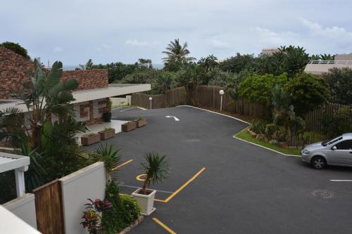 ダーバンにあるSea Lodge G01の駐車場