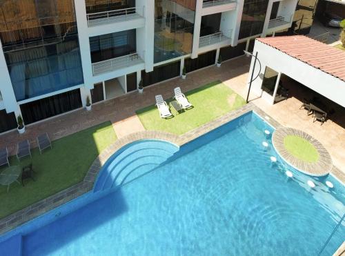 Πισίνα στο ή κοντά στο La Estancia Hotel