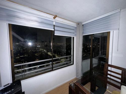 Un balcón o terraza en Depto LAS CONDES-EST ESPAÑOL